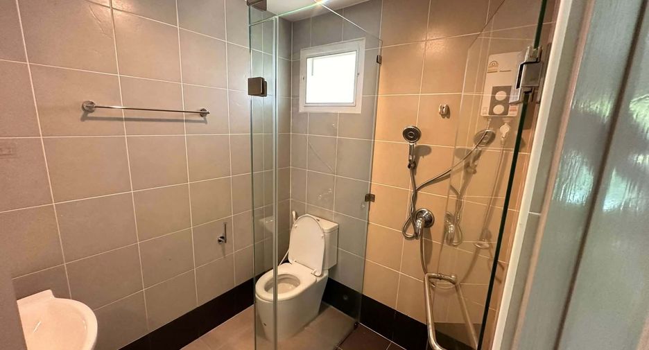 For rent 3 bedrooms house in San Sai, Chiang Mai