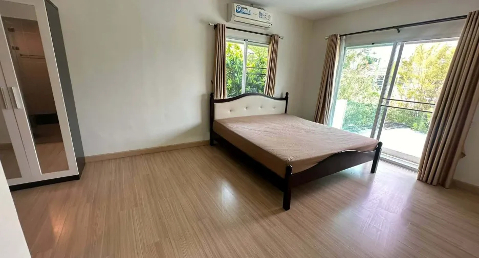 Casa en alquiler de 3 habitaciones en San Sai, Chiang Mai