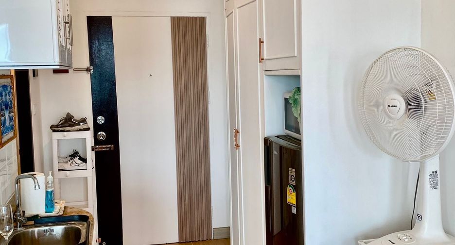 For rent studio condo in Jomtien, Pattaya