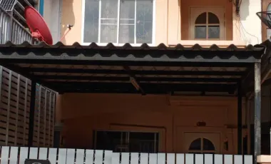 For rent 2 bedrooms townhouse in Prawet, Bangkok