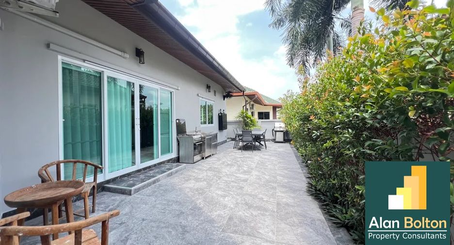For rent and for sale 3 bedrooms house in Bang Lamung, Chonburi