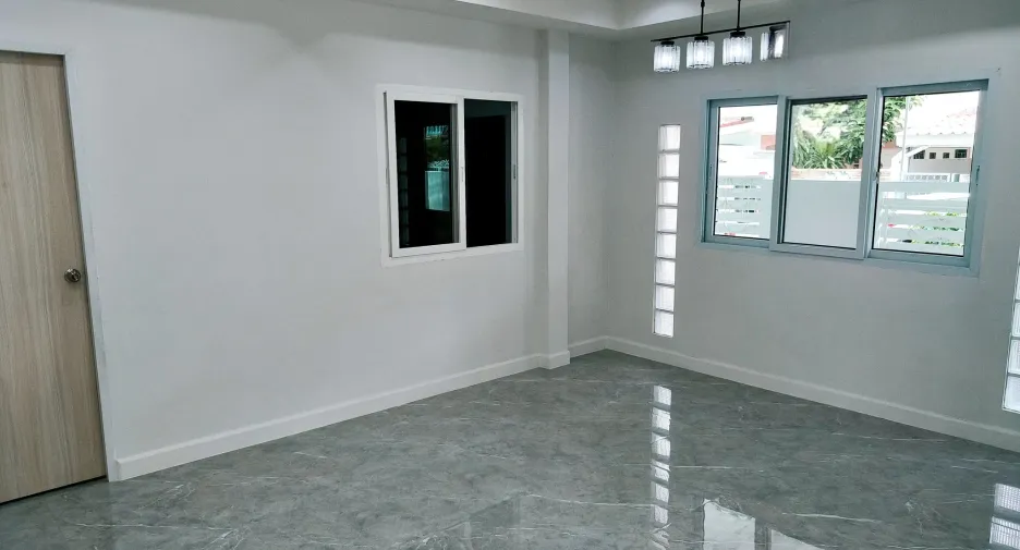 For sale 4 bedrooms house in Bueng Kum, Bangkok