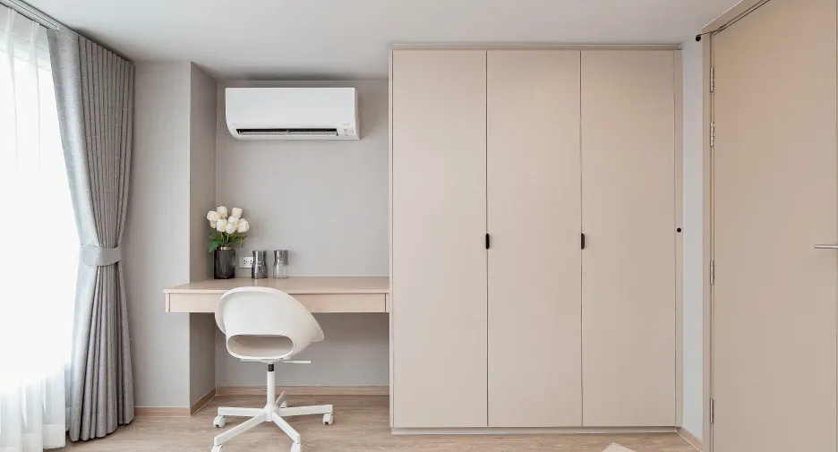For rent 2 bedrooms condo in Bang Rak, Bangkok