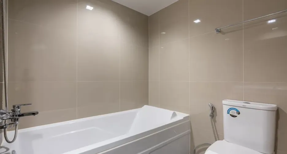 For rent 1 bed condo in Phra Khanong, Bangkok
