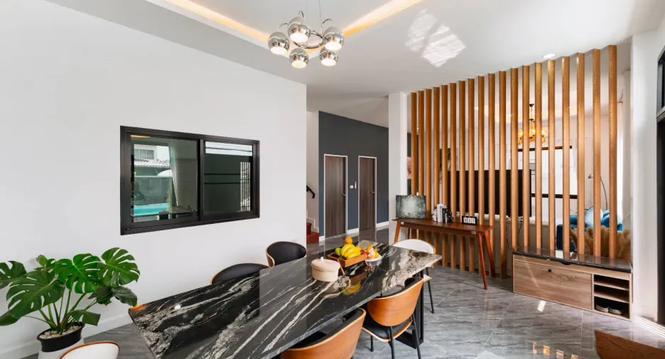 Haus zur Miete mit 4 Zimmer in Prawet, Bangkok