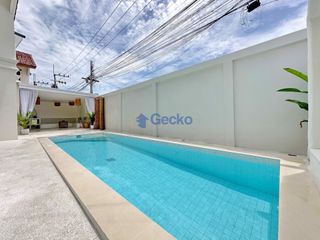 Haus zum Kauf mit 5 Zimmer in Bang Lamung, Chonburi