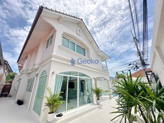 Haus zum Kauf mit 5 Zimmer in Bang Lamung, Chonburi