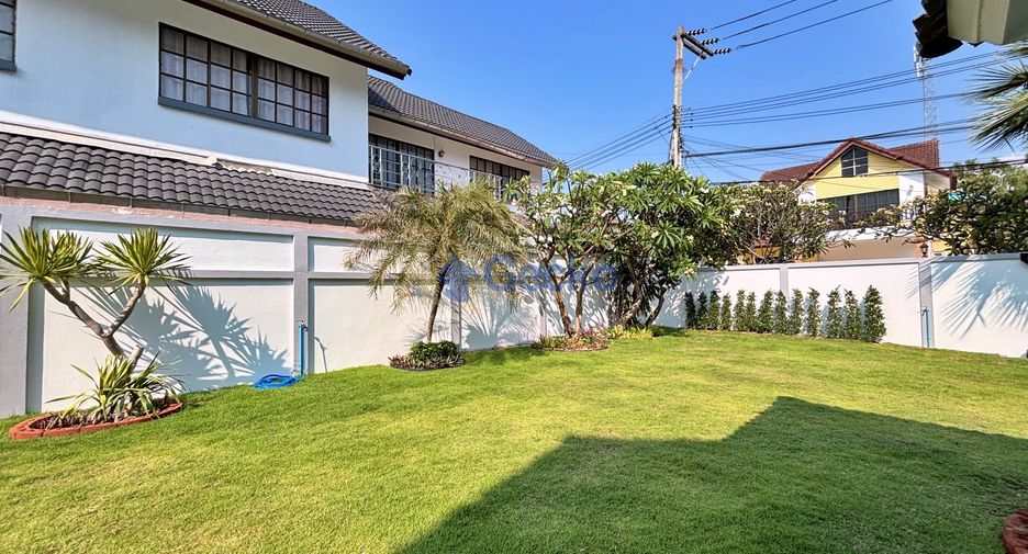 For sale 4 bedrooms house in Bang Lamung, Chonburi