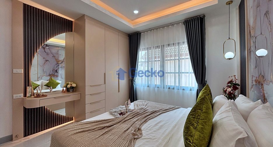For sale 4 bedrooms house in Bang Lamung, Chonburi