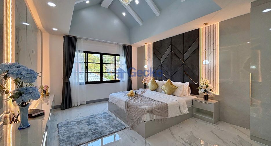 For sale 4 bedrooms house in Bang Lamung, Chonburi