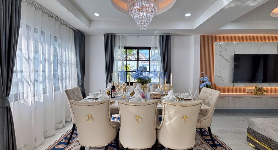 For sale 4 bedrooms house in Bang Lamung, Chonburi