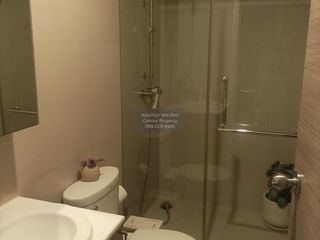 For rent 3 bedrooms condo in Khlong San, Bangkok