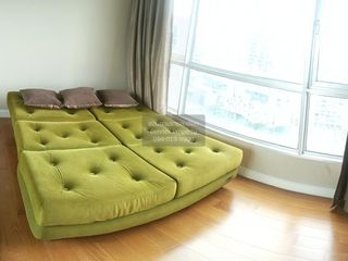 For rent 3 bedrooms condo in Khlong San, Bangkok