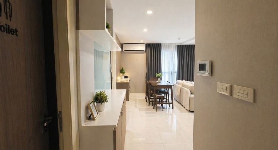 For sale 1 Beds condo in Phra Khanong, Bangkok