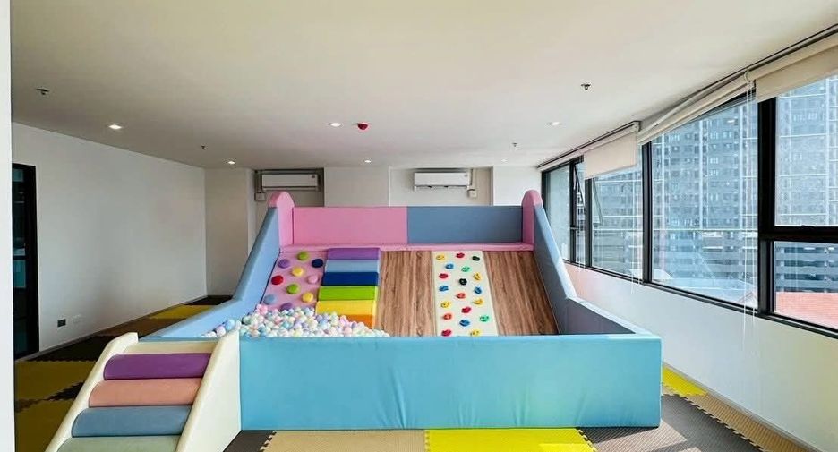 For rent studio condo in Chom Thong, Bangkok
