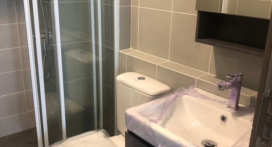 Wohnung zur Miete mit 1 Zimmer in Bangkok Noi, Bangkok