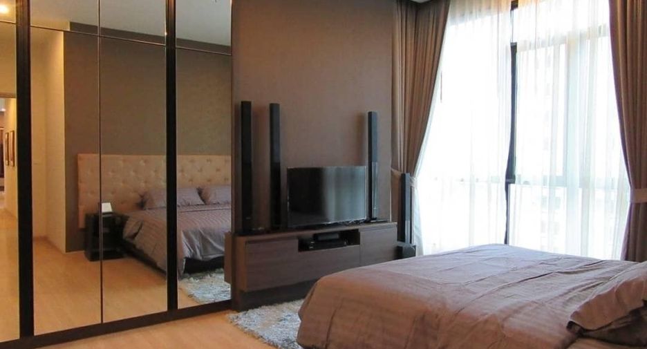 Condo en alquiler de 4 habitaciones en Watthana, Bangkok