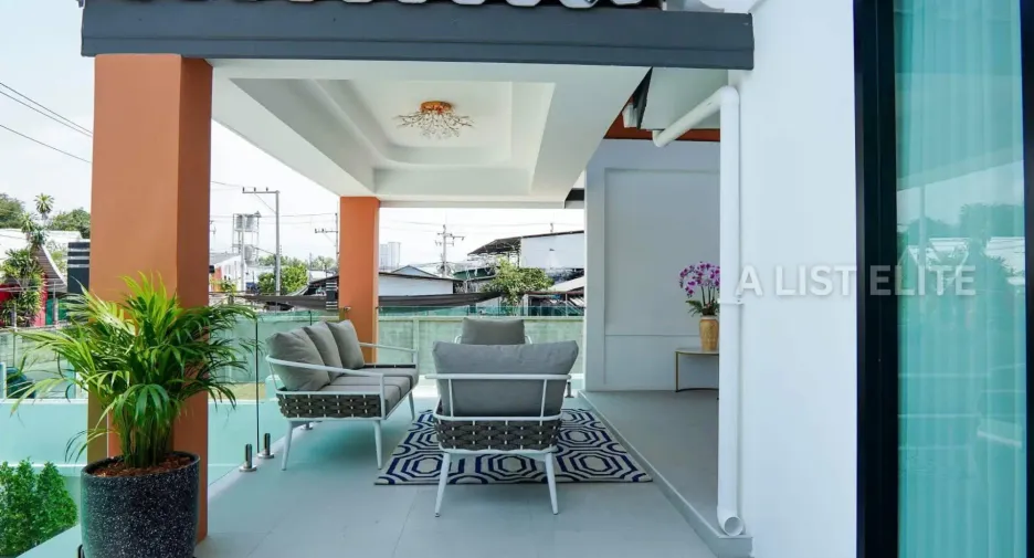 For sale 5 ベッドルーム house in Mueang Phichit, Phichit