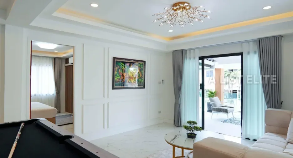 For sale 5 ベッドルーム house in Mueang Phichit, Phichit