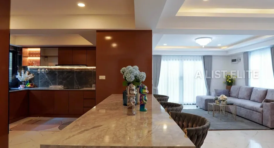For sale 5 ベッドルーム house in Mueang Phichit, Phichit