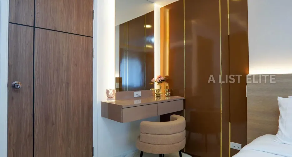 For sale 5 ベッドルーム house in Mueang Phichit, Phichit