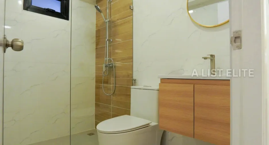 For sale 5 ベッドルーム house in Mueang Phichit, Phichit