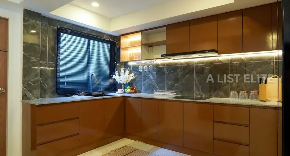 For sale 5 ベッドルーム house in Mueang Phichit, Phichit