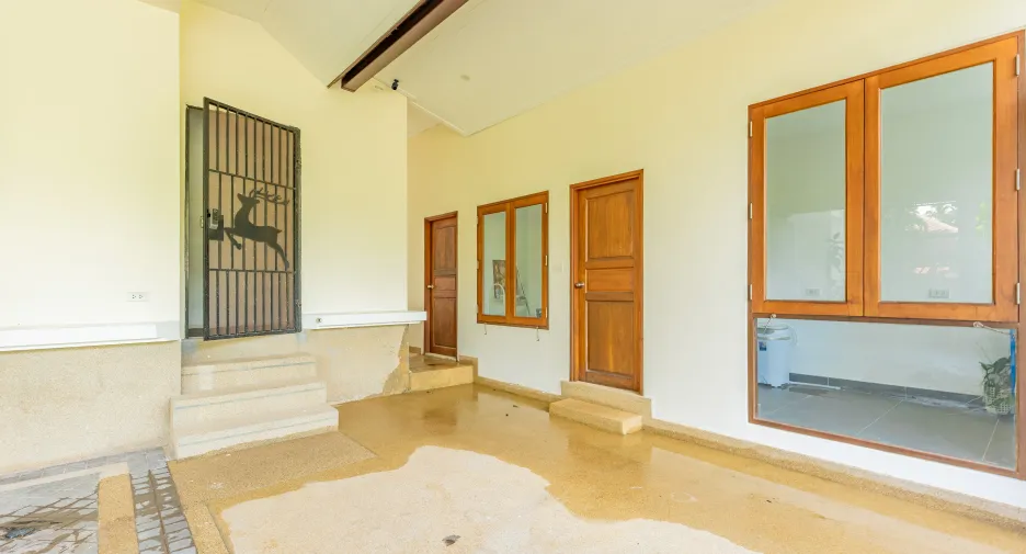 For sale and for rent 5 bedrooms house in Thalang, Phuket