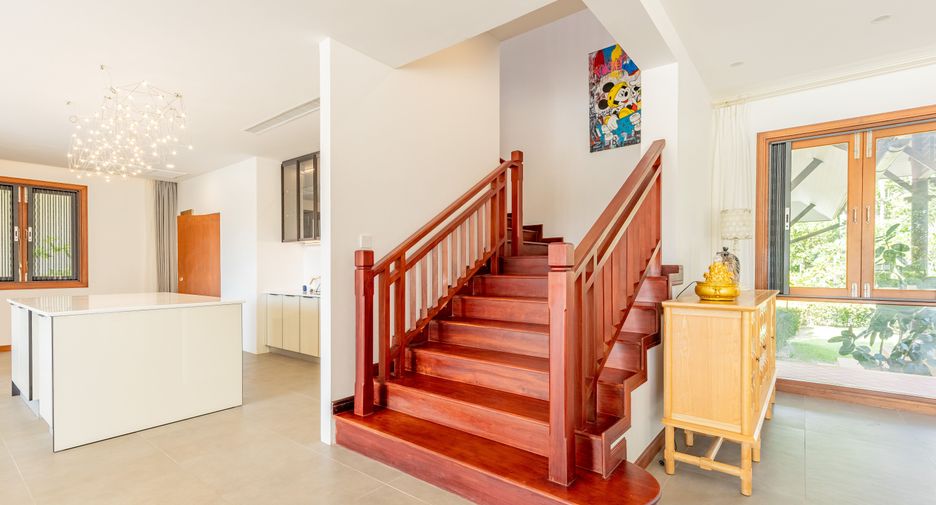 For sale and for rent 5 bedrooms house in Thalang, Phuket