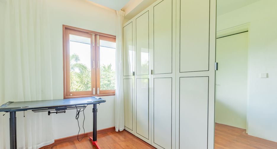 For sale and for rent 5 bedrooms house in Thalang, Phuket
