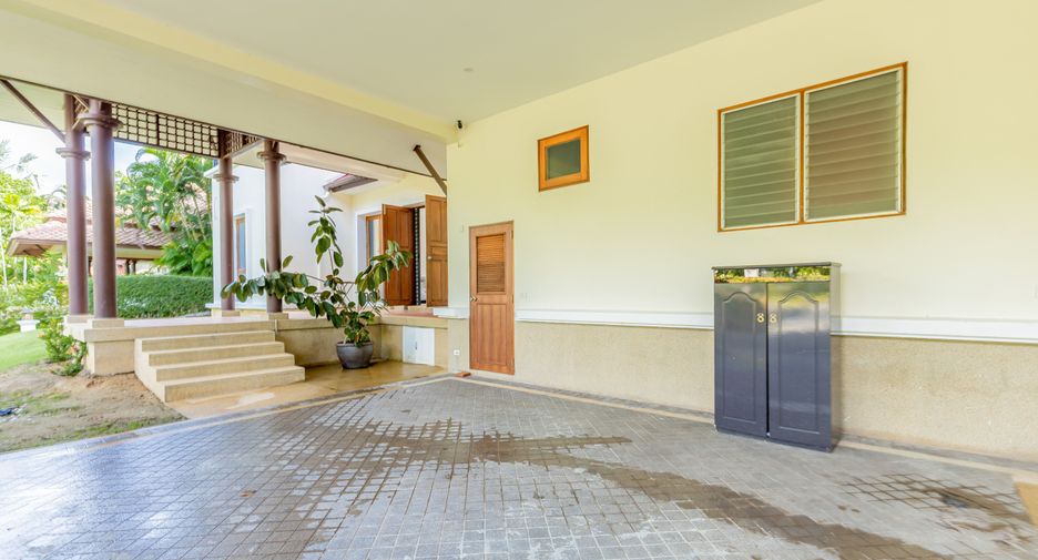 For sale and for rent 5 bedrooms house in Thalang, Phuket