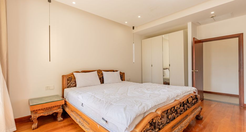 For sale and for rent 5 bedrooms house in Thalang, Phuket