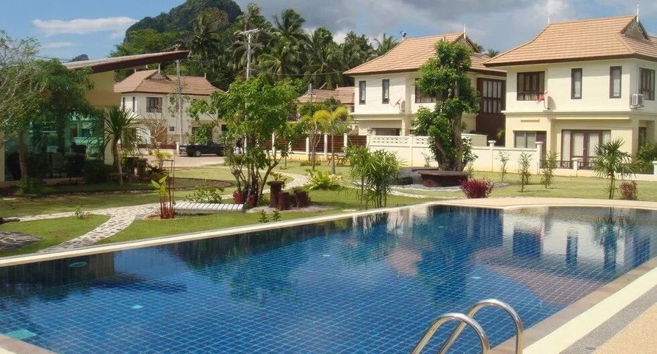 For rent 4 bedrooms house in Mueang Krabi, Krabi