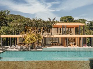 For sale 5 bedrooms villa in Kathu, Phuket