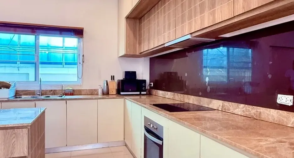 For rent 3 bedrooms villa in Huay Yai, Pattaya