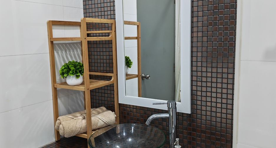 For rent 1 bed condo in Bang Lamung, Chonburi