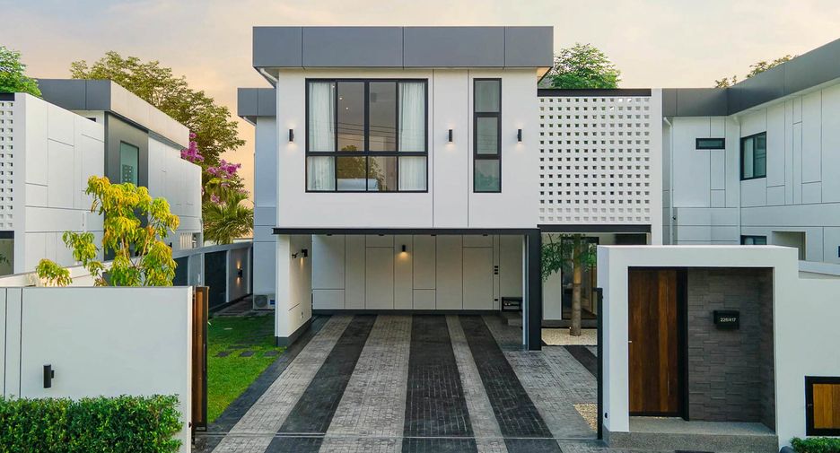 Haus zum Kauf mit 4 Zimmer in Mueang Chiang Mai, Chiang Mai