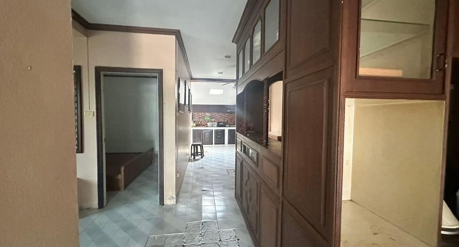 For sale 3 bedrooms house in Mueang Phuket, Phuket