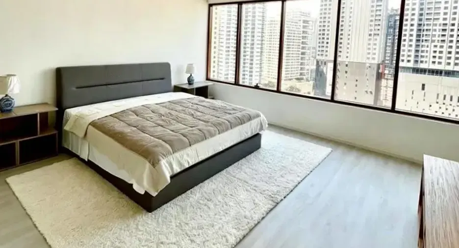 Condo en venta de 2 habitaciones en Khlong Toei, Bangkok
