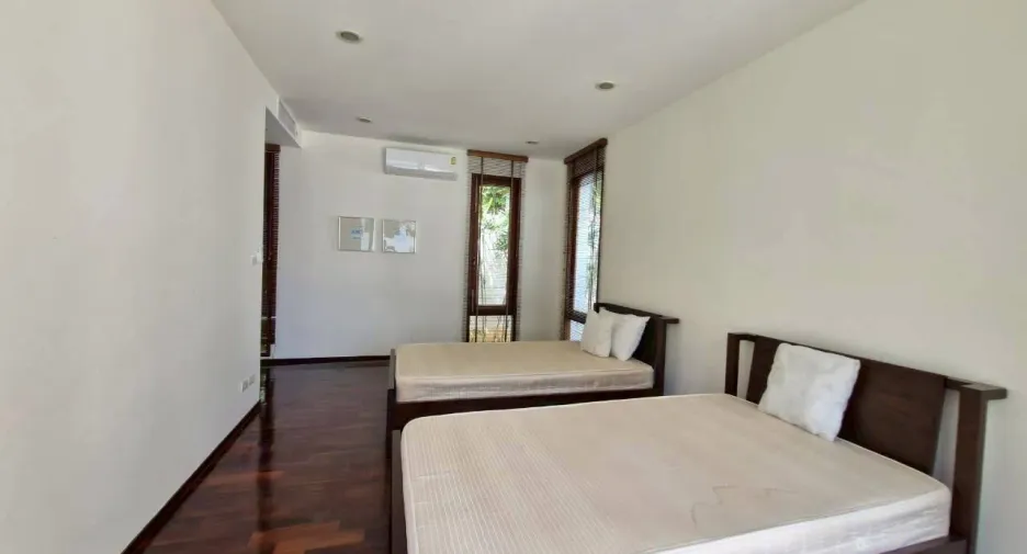 For rent 4 bedrooms villa in Pran Buri, Prachuap Khiri Khan