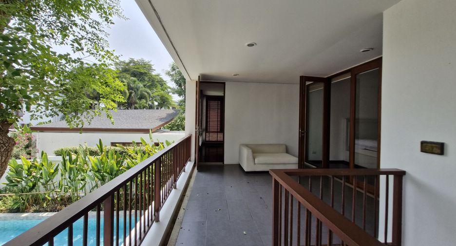 For rent 4 bedrooms villa in Pran Buri, Prachuap Khiri Khan