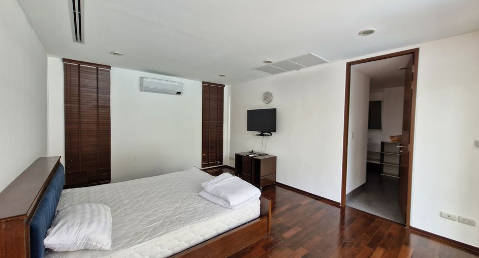For rent 4 bedrooms villa in Pran Buri, Prachuap Khiri Khan