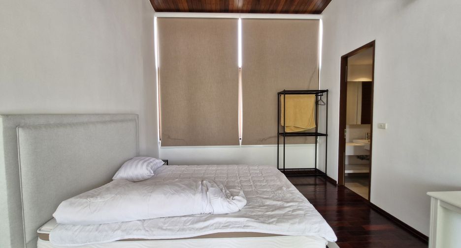 For rent 4 bedrooms villa in Pran Buri, Prachuap Khiri Khan