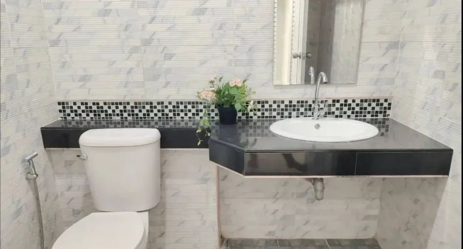 For sale 2 bedrooms house in Mueang Pathum Thani, Pathum Thani