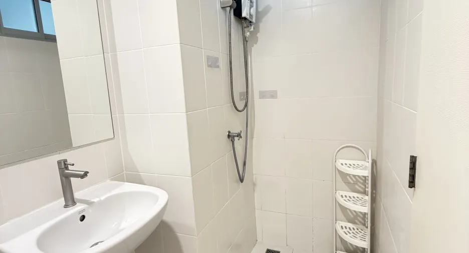 For sale studio condo in Lat Krabang, Bangkok
