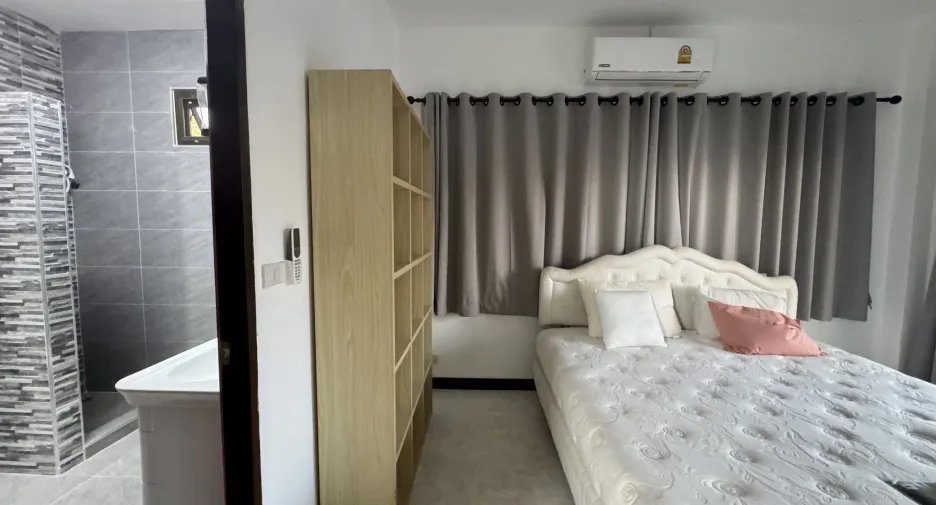 For sale and for rent 3 bedrooms villa in Mueang Phuket, Phuket