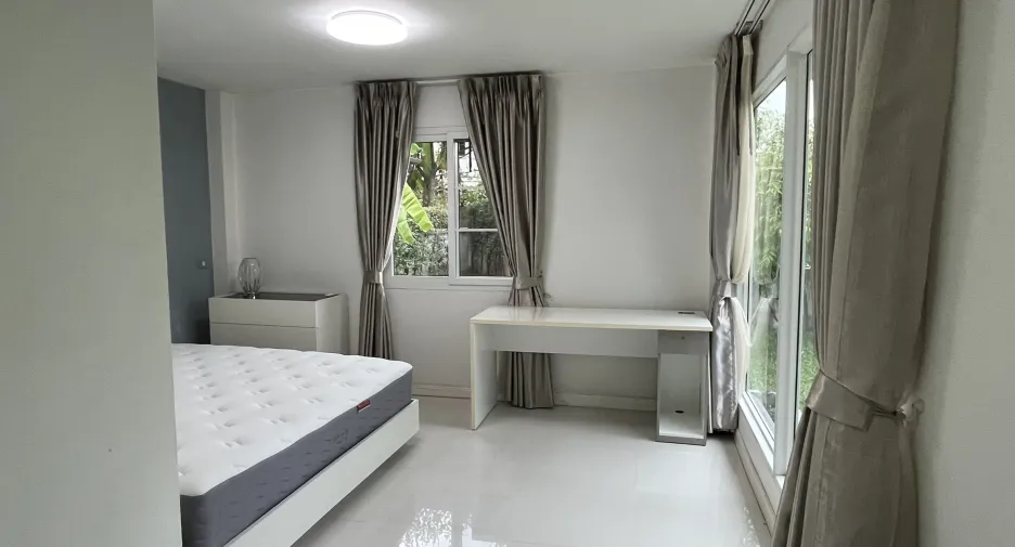 For rent 3 bedrooms house in Hang Dong, Chiang Mai