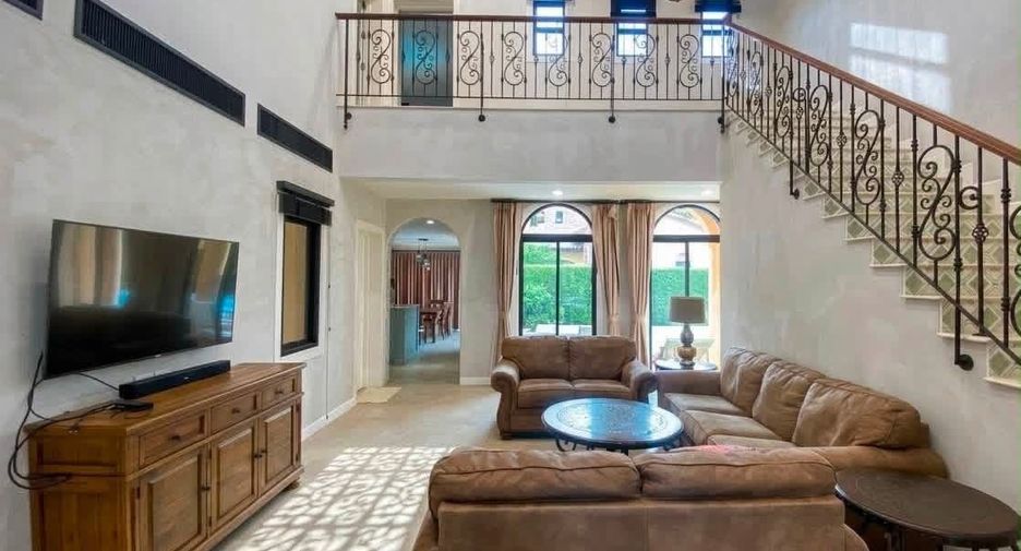 For rent 3 bedrooms villa in Sattahip, Chonburi