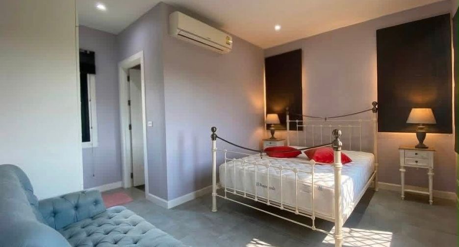 For rent 3 bedrooms villa in Sattahip, Chonburi