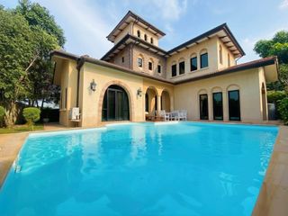 À louer 3 chambres villa à Huay Yai, Pattaya